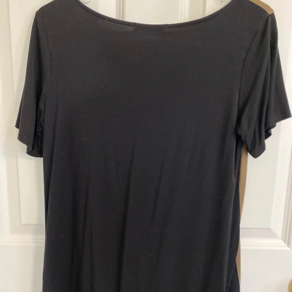 Color block lightweight top - Picture 4 of 5